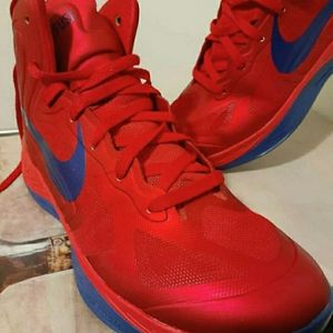 Nike Hyperfuse Men's Size 11. 5